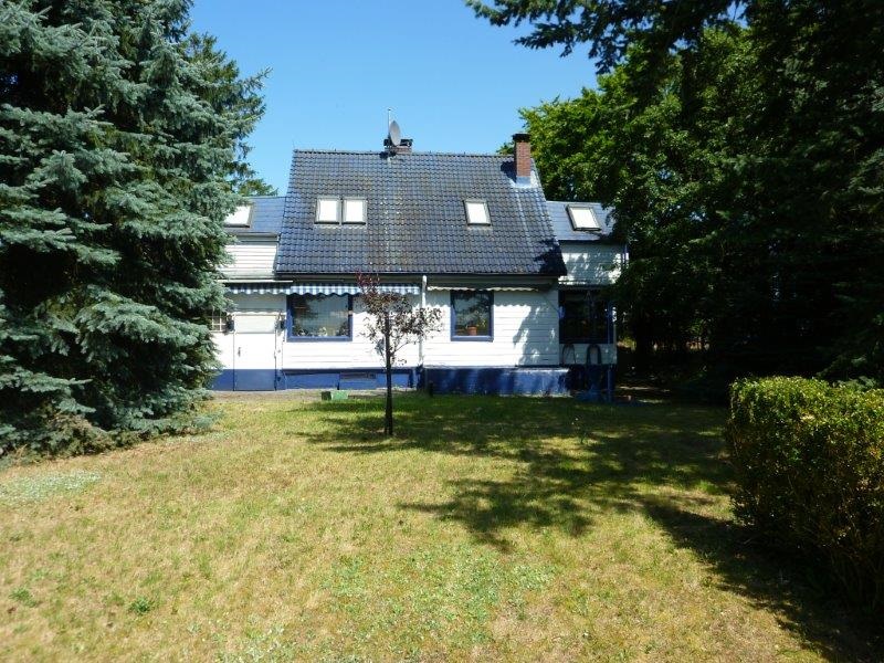 Grundstück mit älterem Wohnhaus in Lübeck-Blankensee