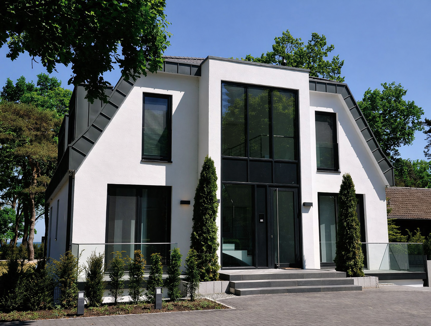 Erstklassige_Villa_am_Meer Direkt am Meer gelegen